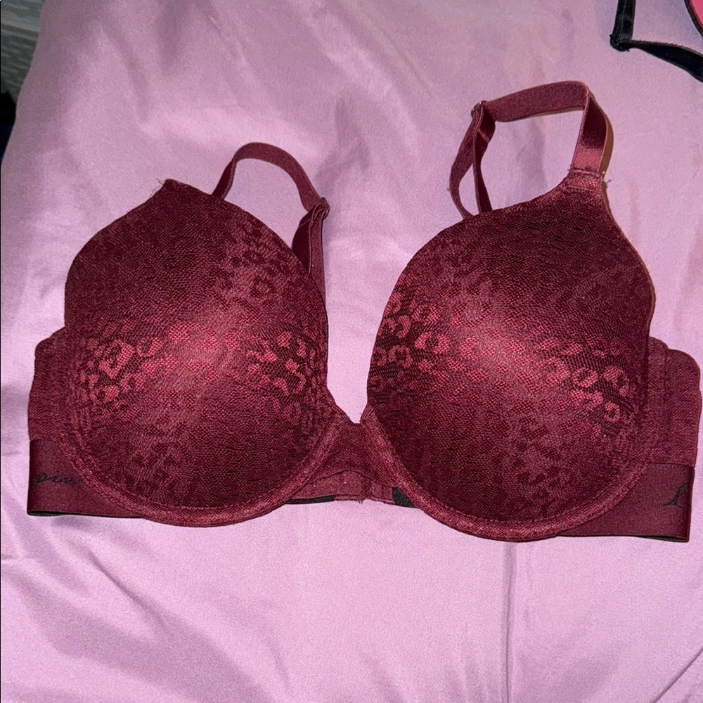 Elegant Lace Women's Bra - Burgundy
